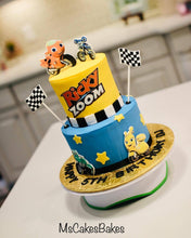 Load image into Gallery viewer, Wedding: Birthday: Anniversary: Graduation: Custom Cake - M's Cakes & Bakes