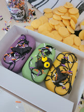 Load image into Gallery viewer, Cakesicle - A sweet symphony on a stick!
