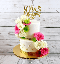 Load image into Gallery viewer, Wedding: Birthday: Anniversary: Graduation: Custom Cake - M&#39;s Cakes &amp; Bakes
